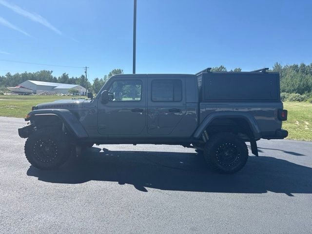 2023 Jeep Gladiator — side profile view